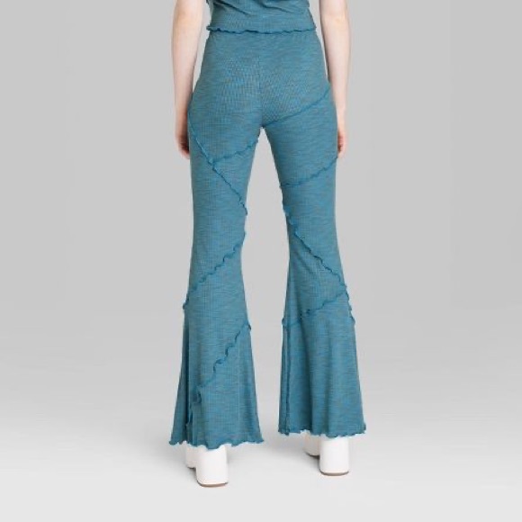 NEW high - waist Flared pants • Pull on with SUPER COOL lettuce Detail - Picture 3 of 8